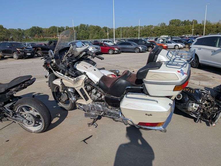 1988 YAMAHA XVZ13D image