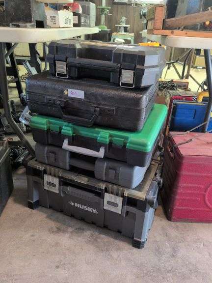 Portable tool box and empty tool cases image