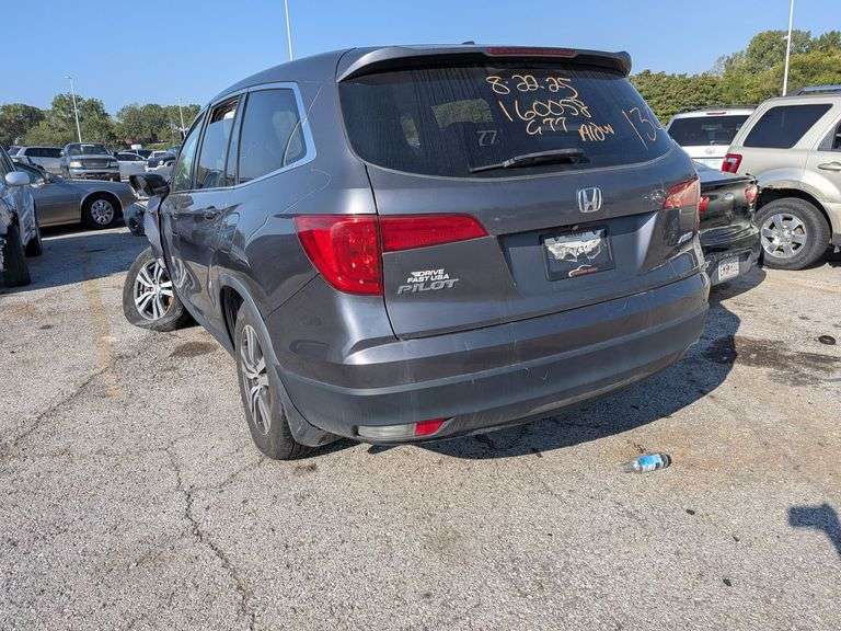 2018 HONDA PILOT image