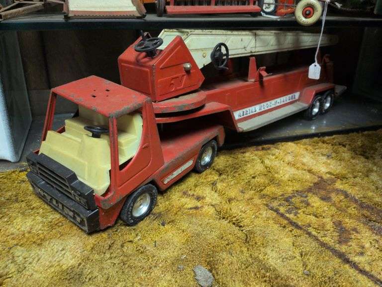 Nylint ariel hook and ladder fire truck image