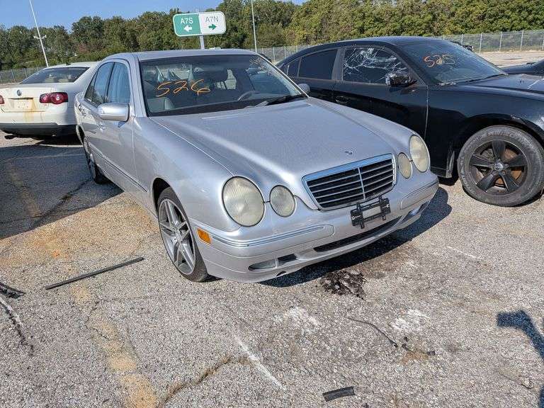 2002 MERCEDES E CLASS image