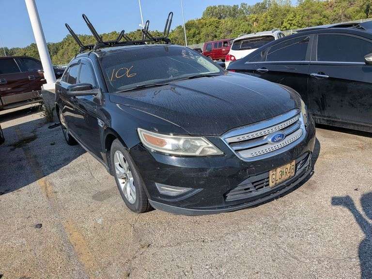 2011 FORD TAURUS image