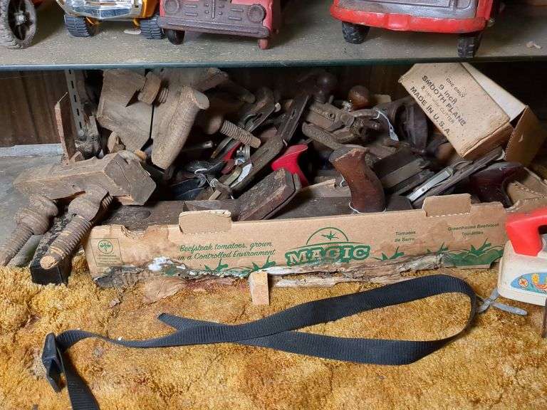 Vintage Planers and misc image