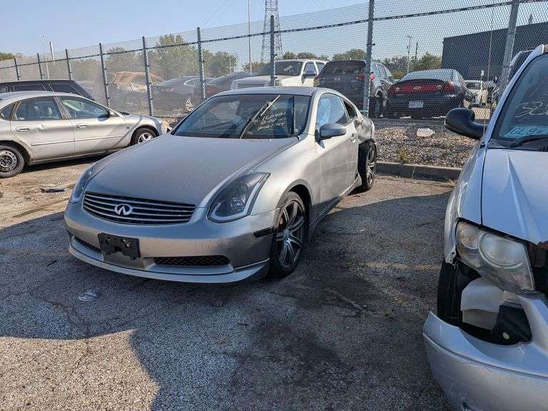 2005 INFINITI G35 image