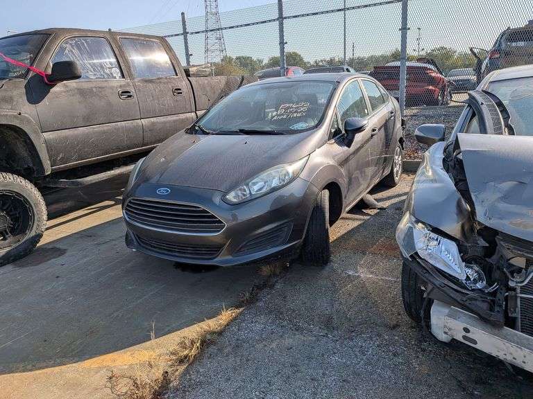 2015 FORD FIESTA image