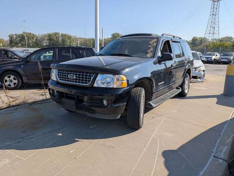 2004 FORD EXPLORER image