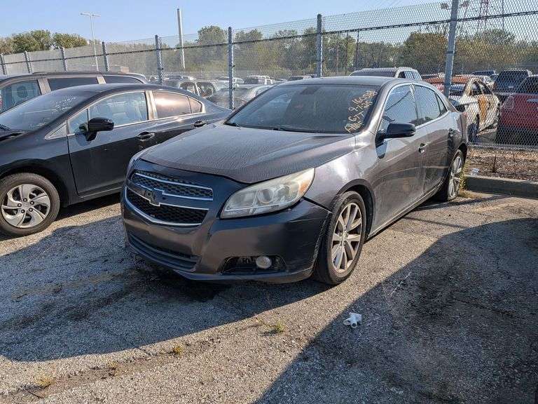 2013 CHEVROLET MALIBU image