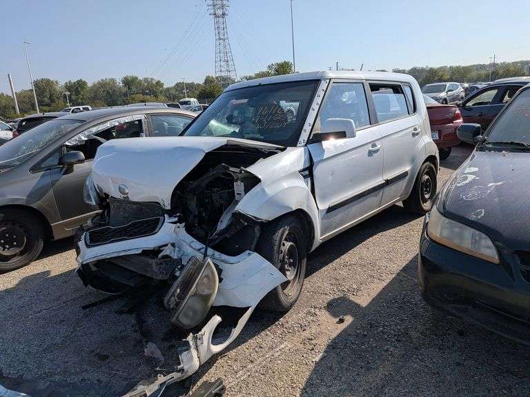 2013 KIA SOUL image