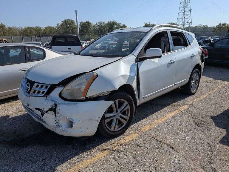 2013 NISSAN ROGUE image