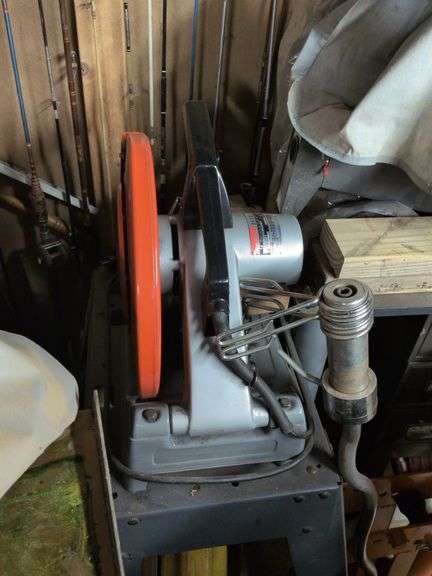 Makita 14" portable chop saw image