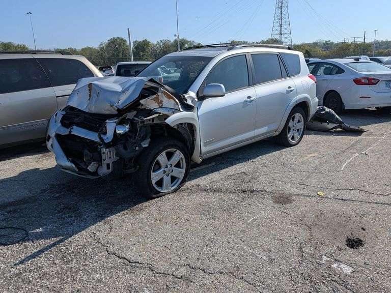 2006 TOYOTA RAV4 image