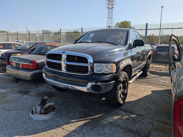 2004 DODGE RAM image