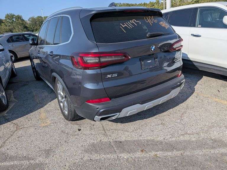 2022 BMW X5 image