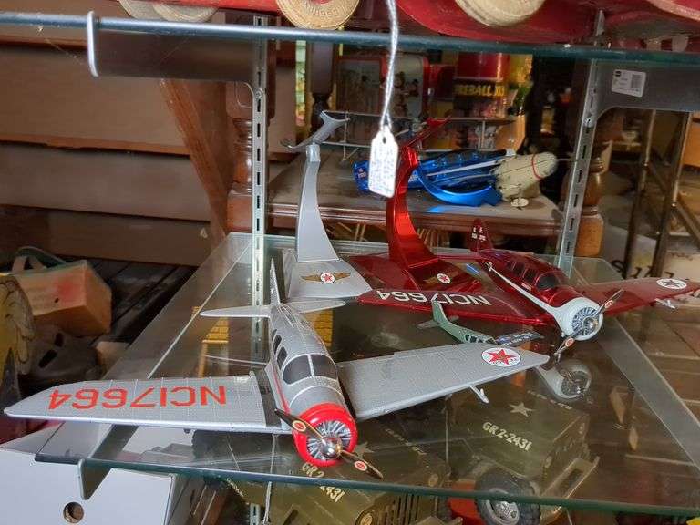 2 Ertl die cast planes image