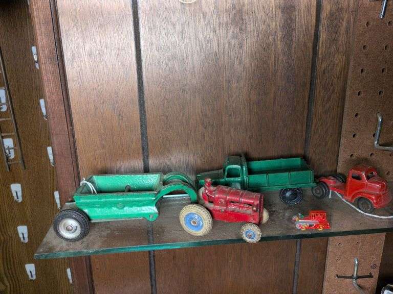 Arcade Allis-Chalmers tractor and dump trailor #2660, Ralstoy tanker truck and misc. image