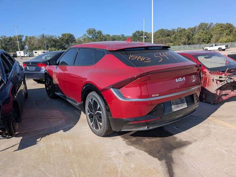 2022 KIA EV6 image