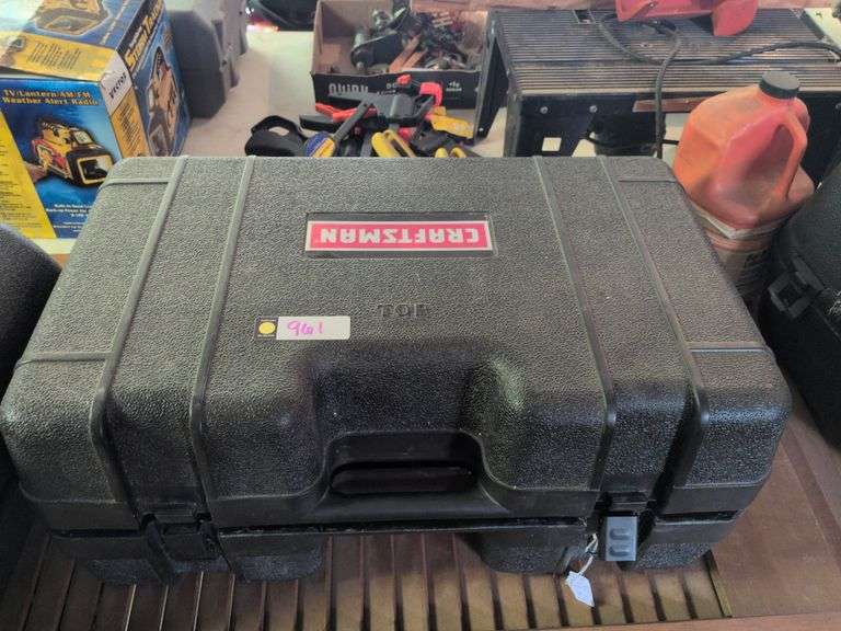 Craftsman 1000 watt twin head portable halogen work light with tripod in case image