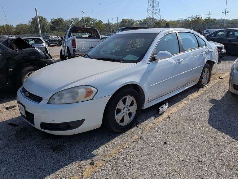 2011 CHEVROLET IMPALA image