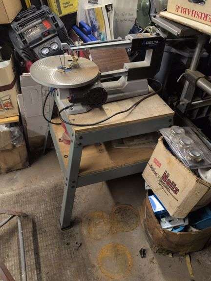 Delta Shopmaster scroll saw (model SS200) image