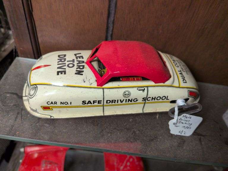 Marx Learn to drive toy car image