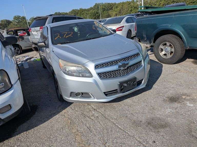 2013 CHEVROLET MALIBU image