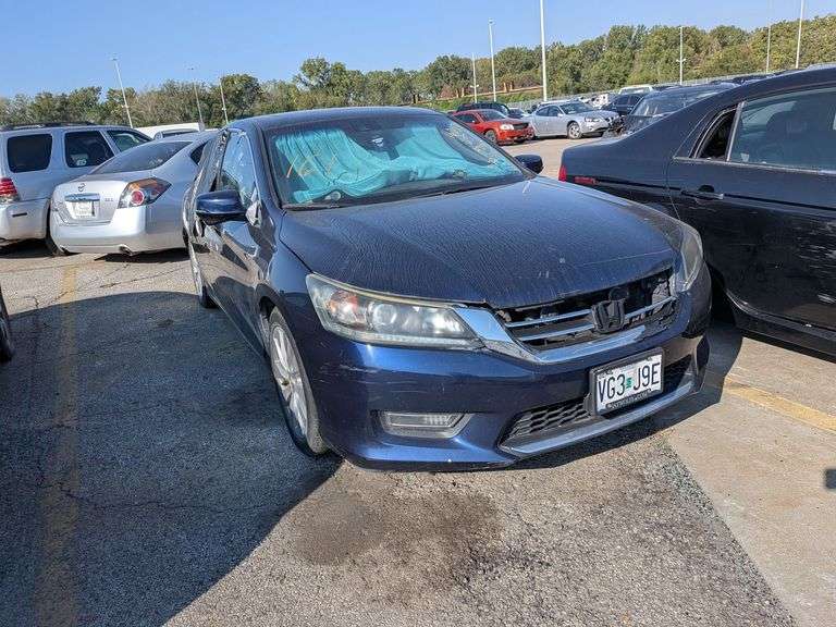 2013 HONDA ACCORD image