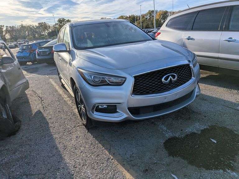2017 INFINITI QX60 image