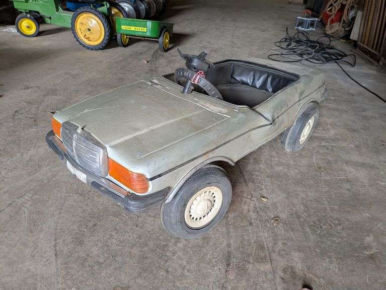 Vintage NGSM 650 Junior Sportster Pedal Car image