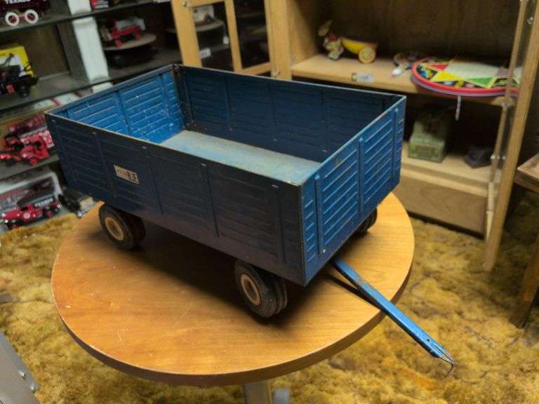 Ertl Wagons and misc wagons image