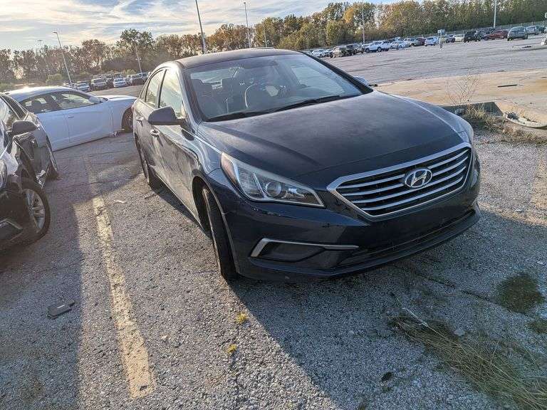 2016 HYUNDAI SONATA image