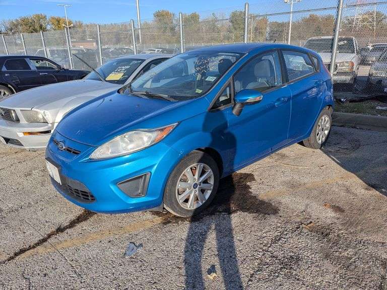 2013 FORD FIESTA image