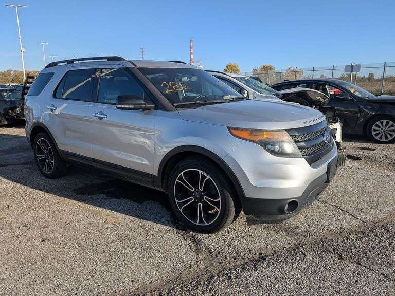 2014 FORD EXPLORER image