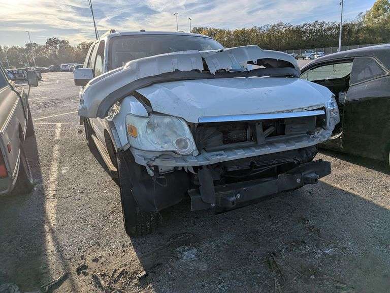 2010 FORD EXPLORER image