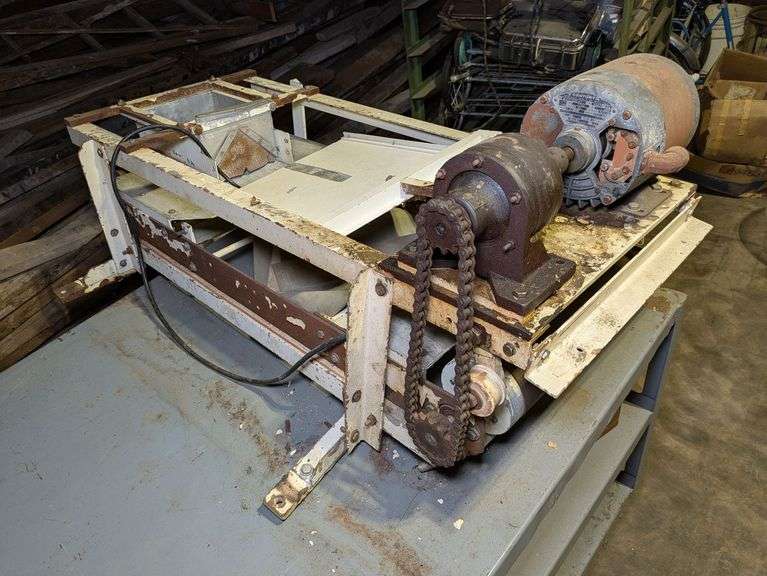 Hobbyist Conveyor Belt Machine image