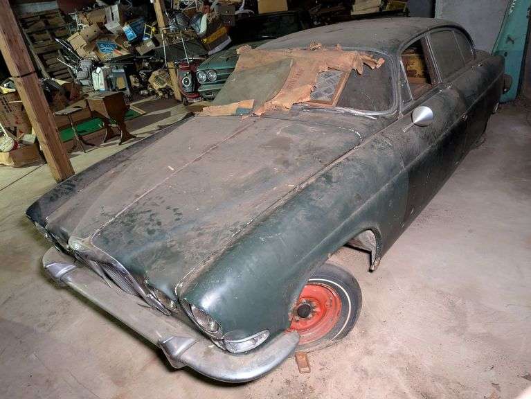 1968–1973 Jaguar XJ6 Series I Sedan (Restoration Core) image