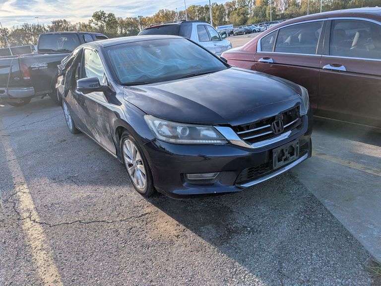 2013 HONDA ACCORD image