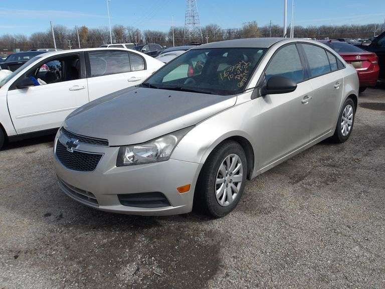 2014 CHEVROLET CRUZE image