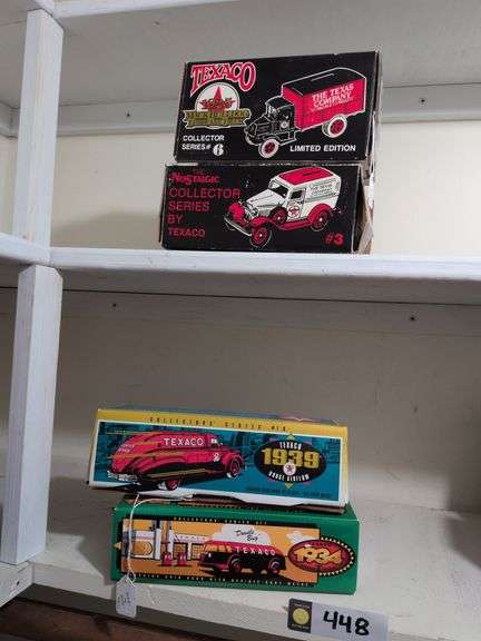 4 Ertl diecast Texaco collectible banks image