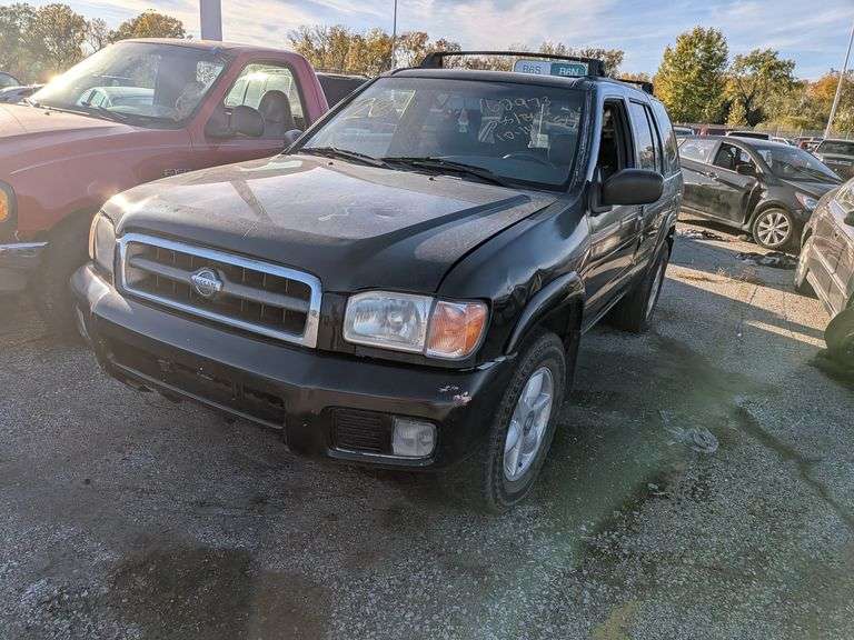 2000 NISSAN PATHFINDER image