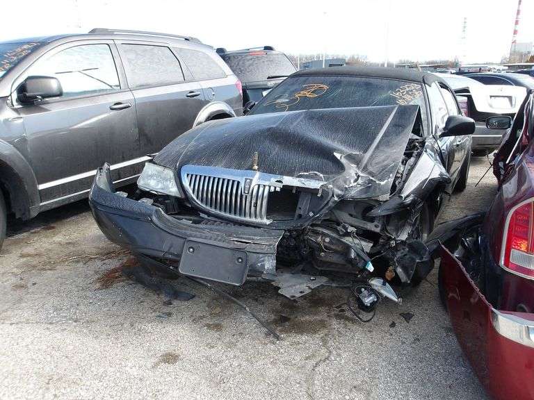 2008 LINCOLN TOWN CAR image