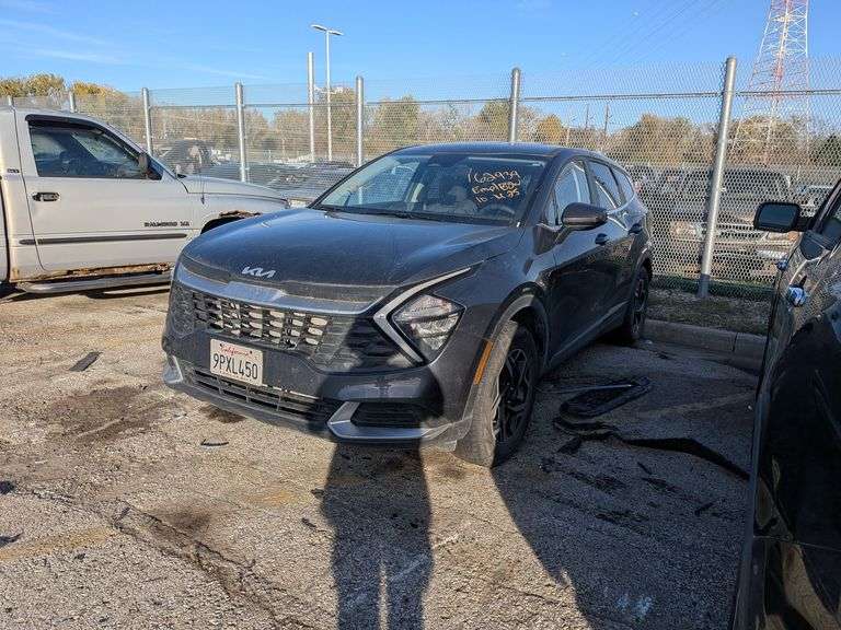 2023 KIA SPORTAGE image