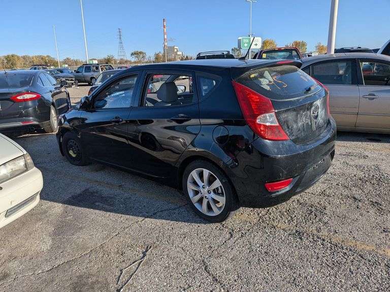 2012 HYUNDAI ACCENT image