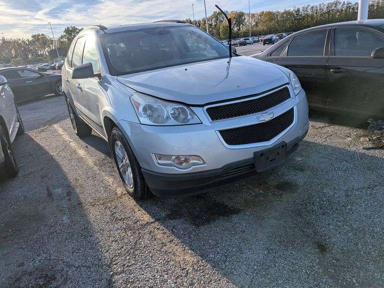 2012 CHEVROLET TRAVERSE image