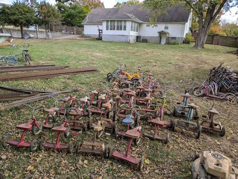 Thirty-Four Tricycles image