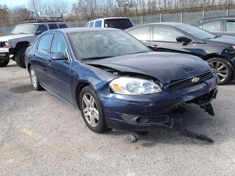 2011 CHEVROLET IMPALA image