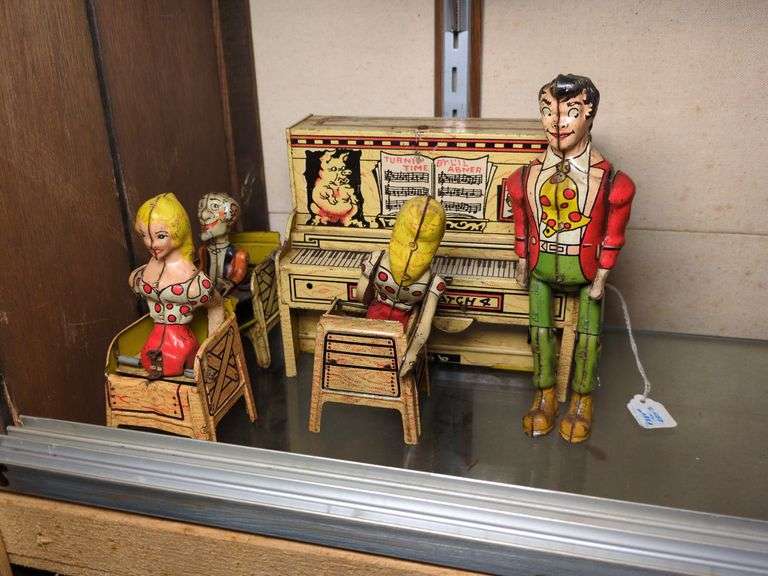 Unique Art Lil Abner Dog Patch Band wind-up and parts image