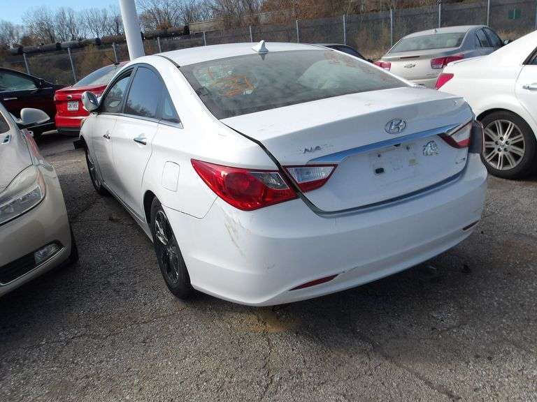 2011 HYUNDAI SONATA image