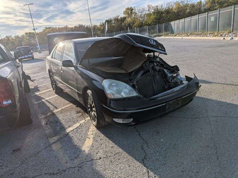 2003 LEXUS LS 430 image