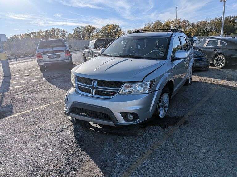 2013 DODGE JOURNEY image