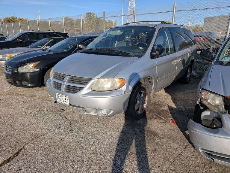 2006 DODGE GRAND CARAVAN image